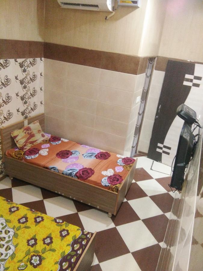 אמריצר Sukhmani Home Stay מראה חיצוני תמונה