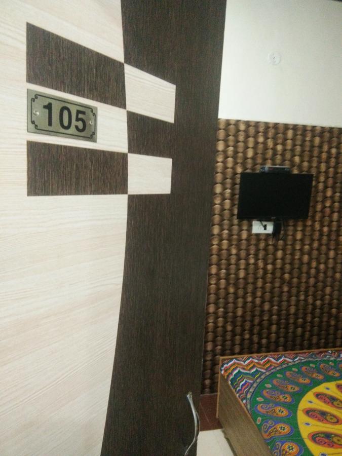אמריצר Sukhmani Home Stay מראה חיצוני תמונה